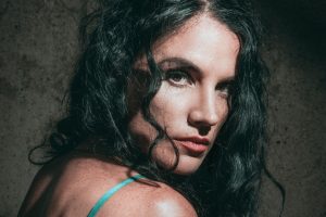 Hana Piranha - Valentine_Cover_sml